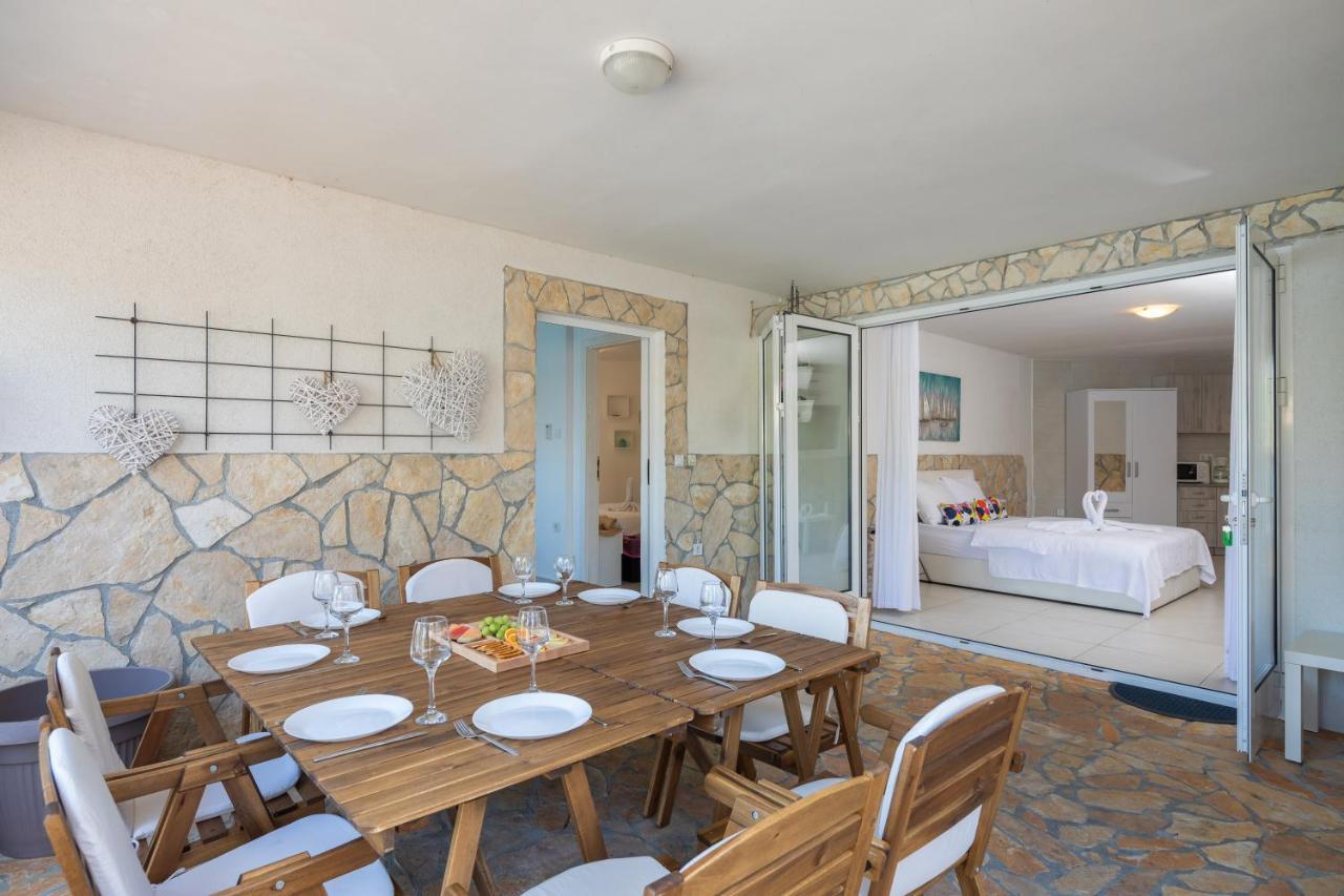 Estella Villa Apartments Рогозница Экстерьер фото